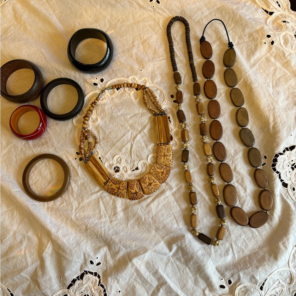 Wood Necklaces & Bangles 8 count Lot